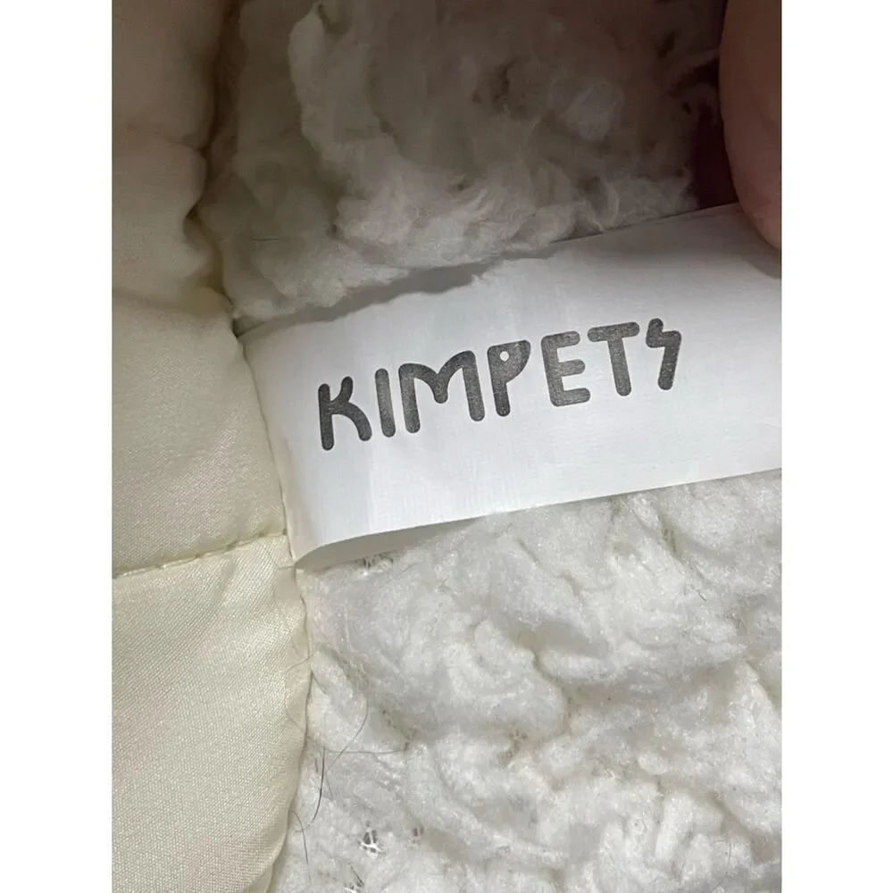 Kimpets Cream Quilted Sherpa-Trim Pet Neat with Bear Patch Kitty Sleeping Bag